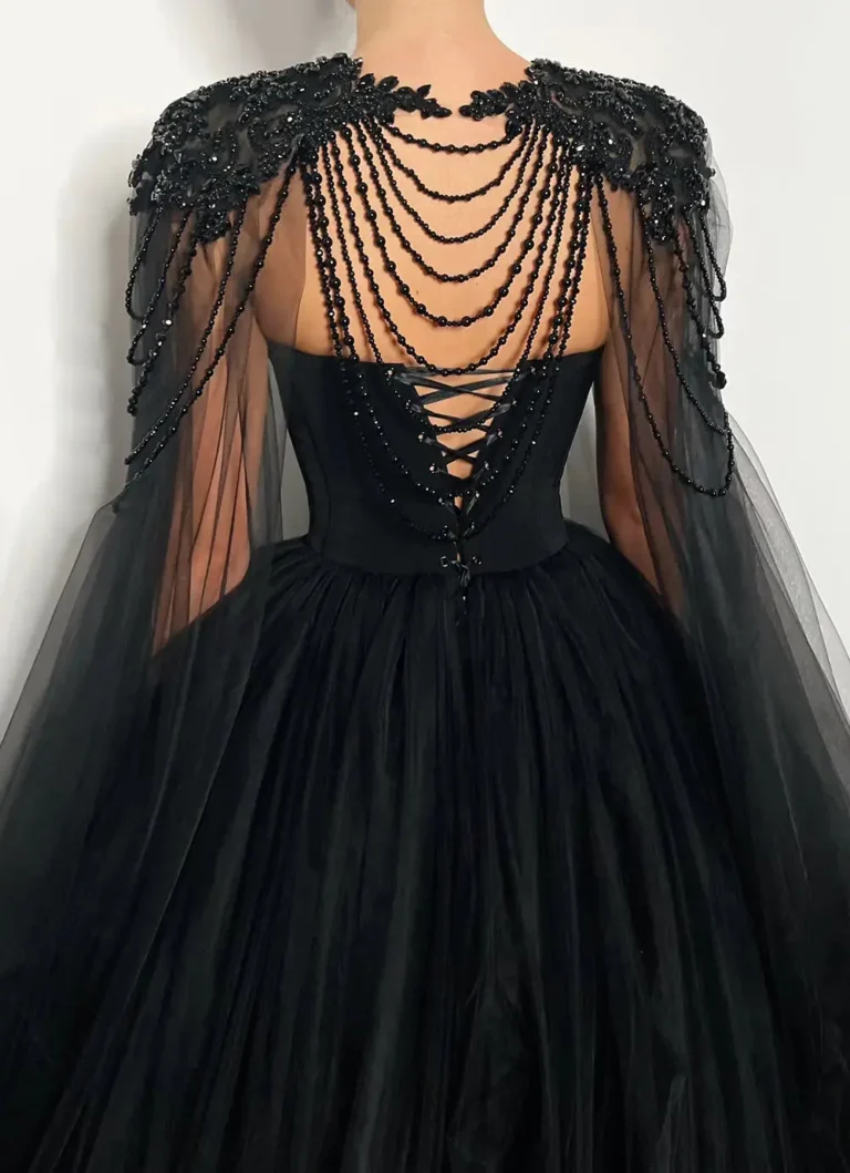 Blackfloralgothicweddingdress_blackflowertullelacedress_2