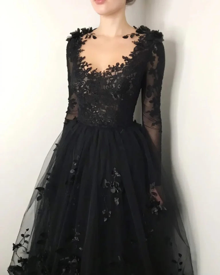Blackfloralgothicweddingdress_blackflowertullelacedress_8